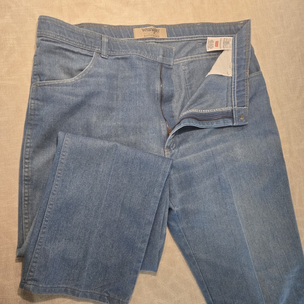 VTG WRANGLER MEN'S BLUE COWBOY BOOT WESTERN JEANS/PANTS 42x43 MADE IN USA